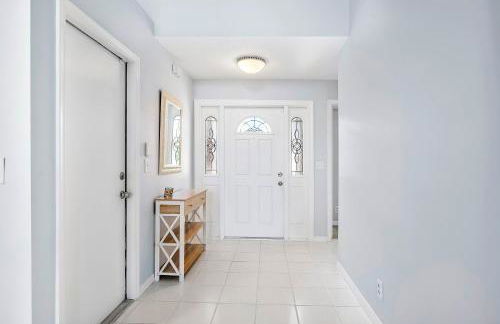 Cozy and Relaxing Retreat House - Photo 19