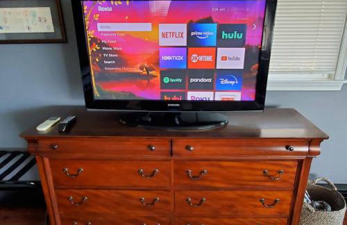 Waterfront Getaway in Historic Bristol - Foto 15