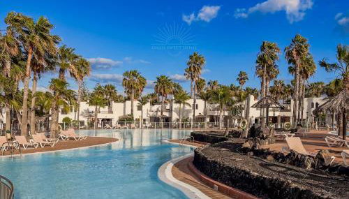 B-Rent Oasis Family Sweet Home Deluxe- Corralejo - Photo 5, Garden, Garden view