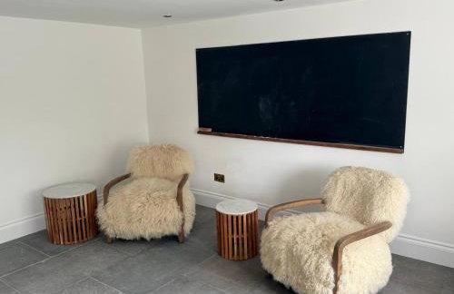 Bridge House Modern Comfort in Historic Stone - Foto 16