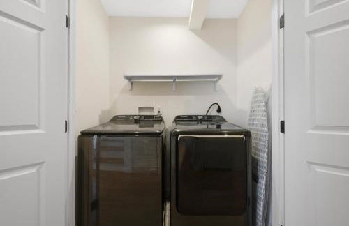 Spacious House in Prime Location - Photo 70