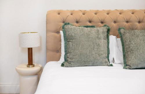 New stylish 3-Bed Pimlico House near Big Ben - Photo 46