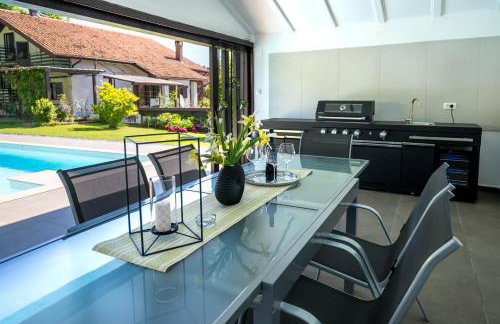 Villa Bella, villa with heated Pool - Foto 7