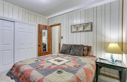 Pet-Friendly Pine Home Near Hiking and Fishing! - Photo 17