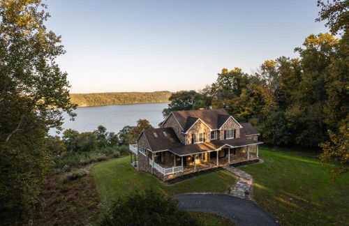 River Haven with Hot Tub - Foto 7