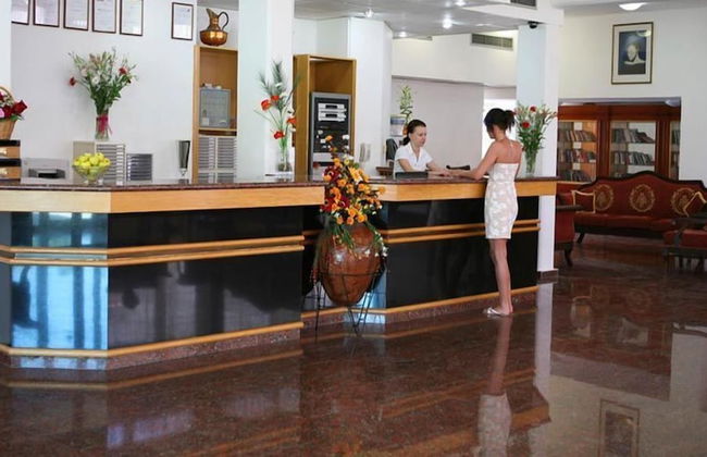 Corallia Beach Hotel Apartments - Foto 2