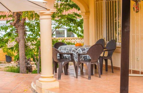 Villa La Martina - PlusHolidays - Photo 11