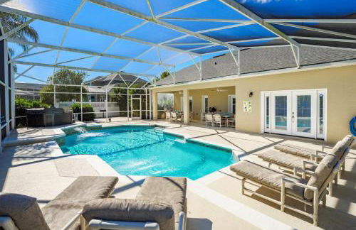 Phenomenal 7BR 4 Master Suites Southeast Pool Hot Tub Gas BBQ 2 Miles to Disney - Foto 1
