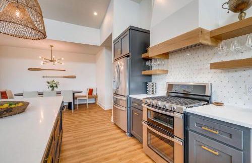 Chic Burnet Home on Lake Buchanan with 2 Fireplaces! - Foto 19