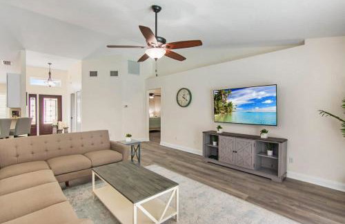 Beach Getaway - Private Heated Pool & 2 King Beds - Foto 14
