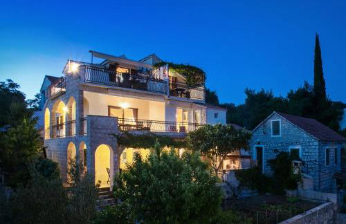 Golden view luxury apartment - Photo 55