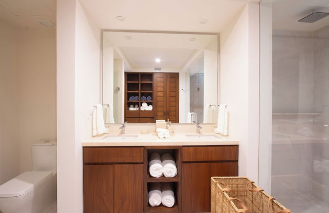 El Encanto exclusive condo private pool - Photo 74