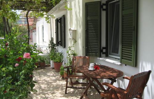 Nostalgia Apartment A in Sami 50 metres from the sea - Foto 1