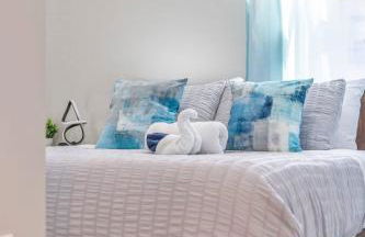 Luxury 3BR Condo | Mins to Manhattan - Foto 39