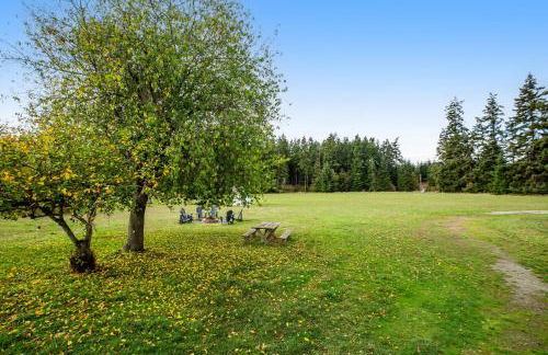 Historic Officer's Farmhouse at OLF - Foto 54