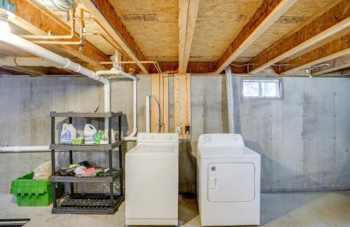 1 Mi to Mt Snow Luna Stella Home with Fireplace - Photo 25