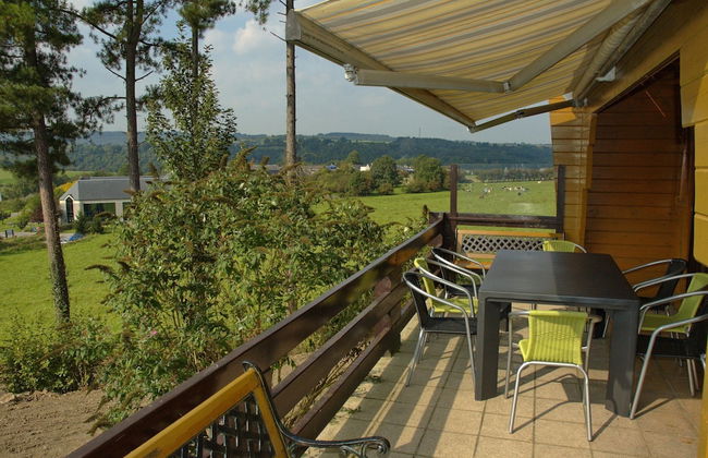 Chalet in Durbuy With Sauna & Nature Views - Photo 2
