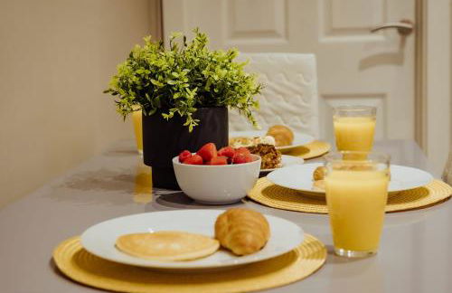 Modern Flat l Molineux 5 Min l Smart TV l WiFi l Free Parking - Foto 7