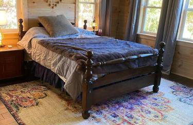 Cabin with a view in Hot Springs—walk to AT - Foto 8