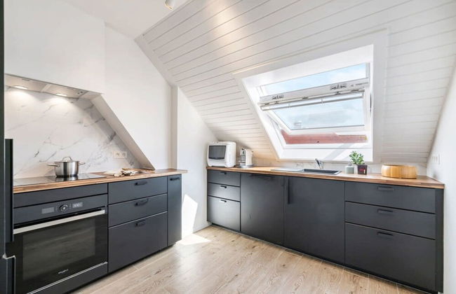 Spacious Duplex Apartment in the Center of Knokke - Photo 32