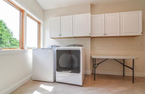 Skytop Chalet Pet Friendly, Hot Tub and Views - Foto 20