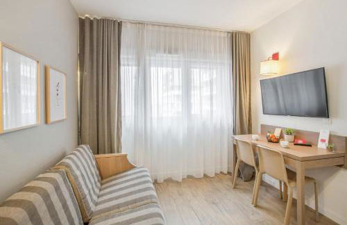 Appart'City Classic Annemasse Centre - Pays de Genève - Foto 60