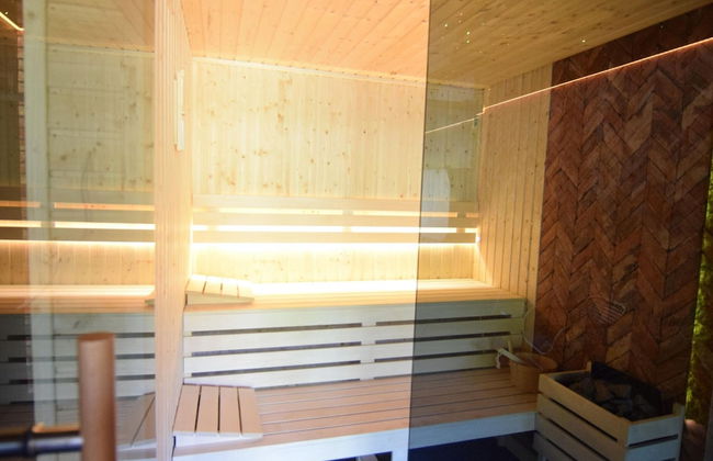 Holiday Home With Pool and Sauna - Photo 9