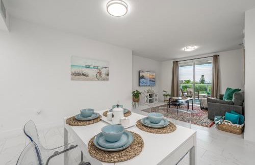 Stylish Apt with Pool and Gym near beach - Foto 24