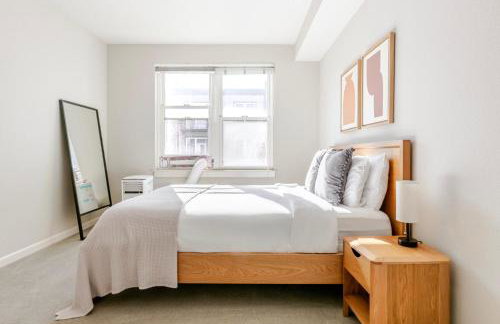 Blueground Emeryville pool nr Bay Street Park SFO-1987 - Foto 11