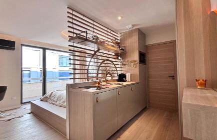 Blossom Suite-Hyper centre Jacuzzi Balcon clim - Foto 6