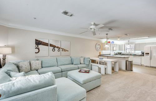 Townhome w/ Outdoor Pool & White Lake Access! - Foto 1