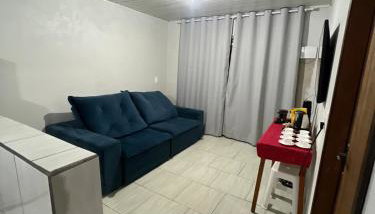 Casa inteira em terreno individual, pet friendly, vaga para 3 carros, wifi, home office - Foto 4