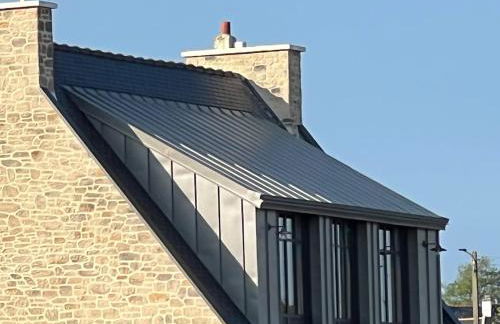 Ti an Aod Beachfront Stone Cottage Sleeps 10 OI Collection Rentals - Foto 39