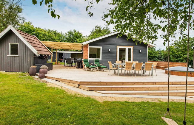 8 Person Holiday Home in Struer - Foto 28