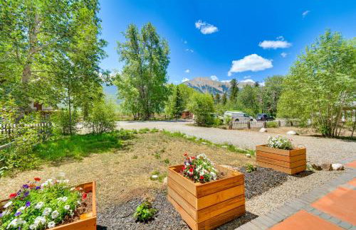 Remodeled Lake Cabin, Stunning Mtn View, New Patio - Foto 39
