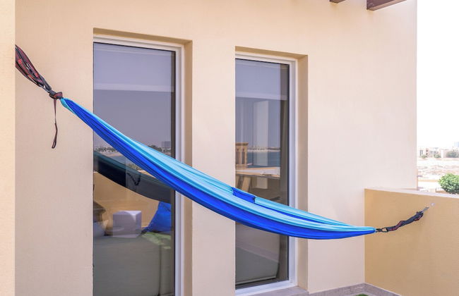 Contemporary Living by The Sea 2BD New Listing - Foto 31