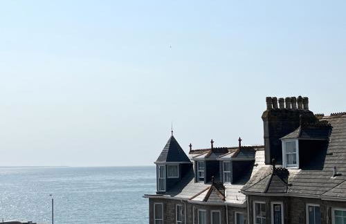 Spacious Home Near Seafront & Train Station 5 Bed Sleeps 10- Central Penzance - Foto 24