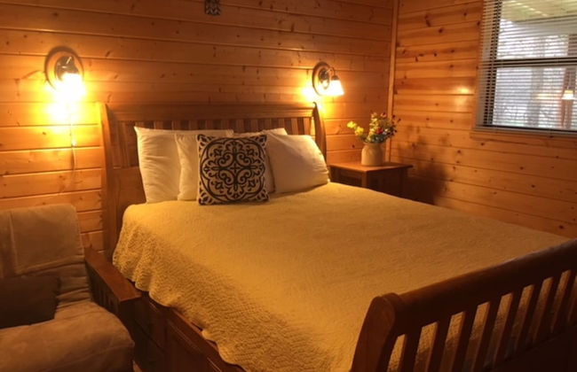 Frio Springs Lodges - Photo 4