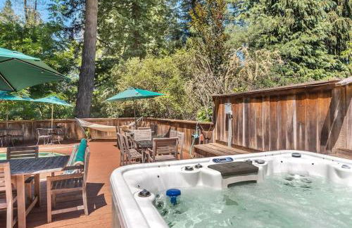 Lovely Tudor Home With Pool & Spa Near Russian River - Foto 5