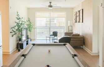 Resort-Style Retreat 1 King 2 Queens, Pool table - Foto 1