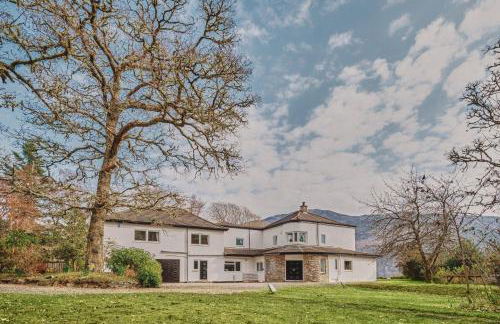 Loch Ness Mansion - Photo 31