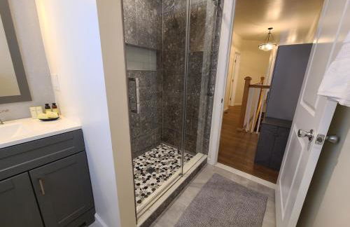 Arctic House- Walk to the Casinos, Outlets & More! - Foto 30