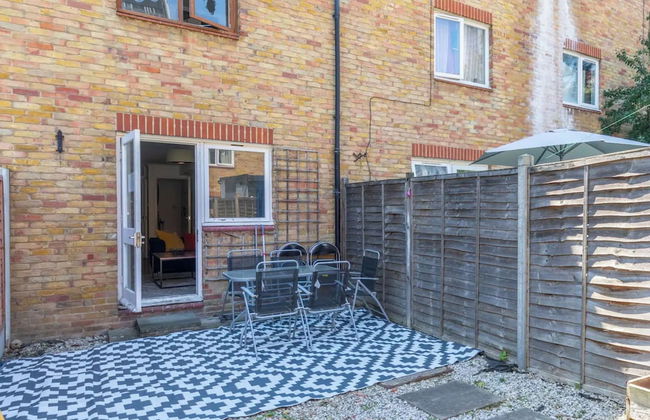 Lovely 4 Bed House w Garden, 1 Stop to Waterloo - Foto 47