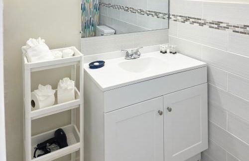 Sunny Isles Apartments by MiaRentals - Photo 108