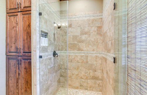 Beachfront Group Getaway on Bolivar Peninsula - Foto 25