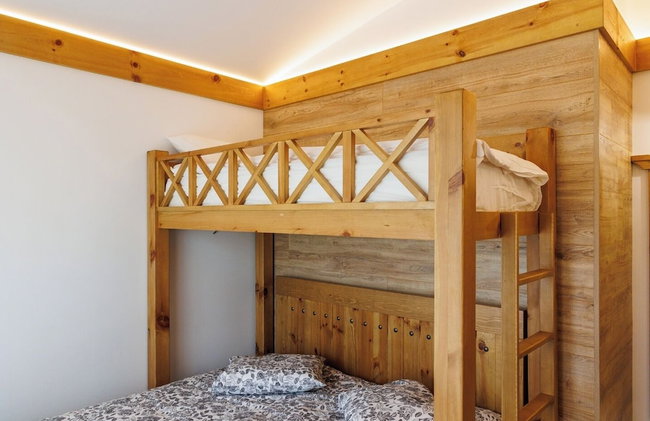 Villa Raphael near Pirin Golf Resort - Photo 9