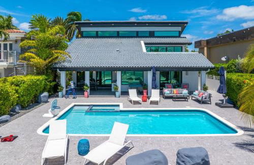 Best Bayfront View Villa with Heated Pool - Foto 2