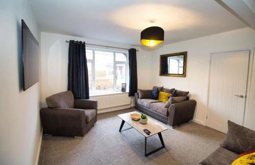 3 Bed Semi - Refurbished High Standard - Off Street Parking - Large Garden - Dog Friendly - Fast Wifi - Foto 15