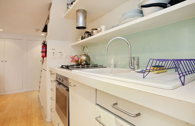 Bright Chic Garden Apartment - Foto 16