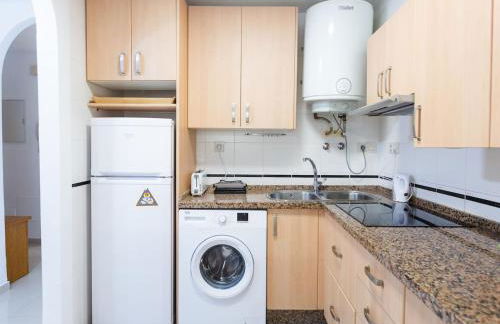 La Marina II, luminoso apartamento junto a la playa - Photo 21